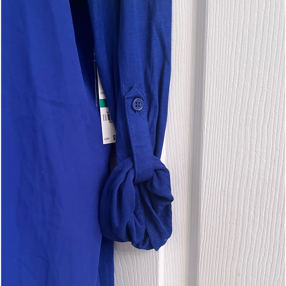 NWT INC Cerulean Blue rolled sleeve v-neck pull-over Blouse Petite Large - Picture 3 of 9